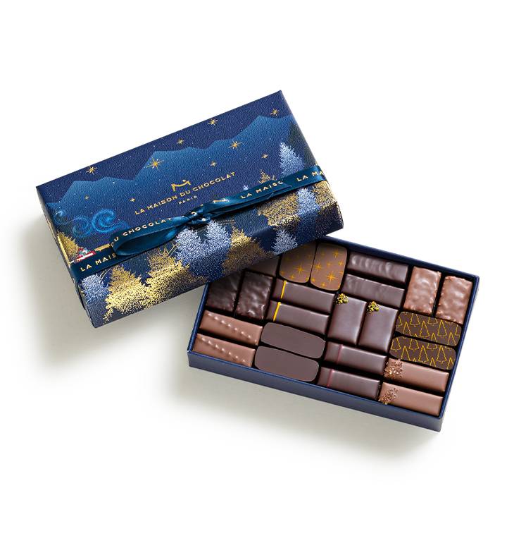 The Holiday Glow Coffret Gift Box, 24 Pieces