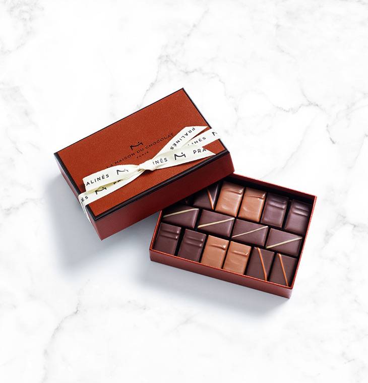 Coffret 16 chocolats pralinés | La Maison du Chocolat | Idée cadeau chocolat | Chocolat noir et lait | Boîte de chocolat praliné