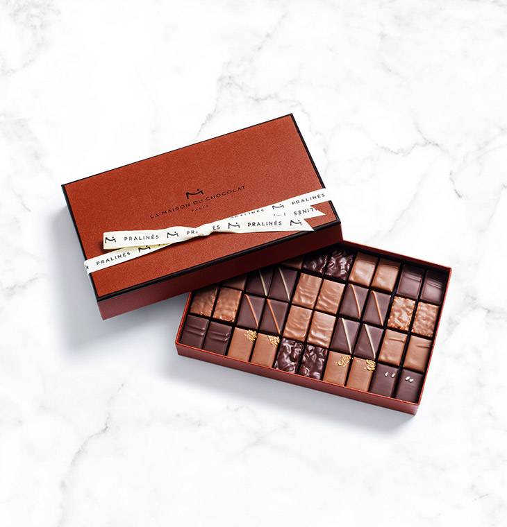 Coffret 40 chocolats pralinés | La Maison du Chocolat | Boîte de chocolat pralinés | Cadeau chocolat praliné | Chocolat noir et lait