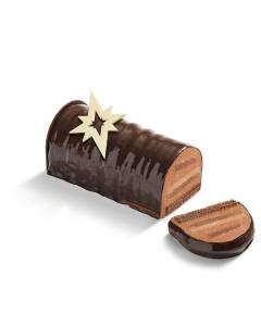 La Maison du Chocolat Caracas buche 7 people cut into two on a white background