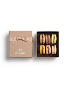 Macaron Gift Box 6 pieces on a white background