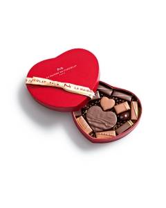 Heart Gift Box 12 chocolates