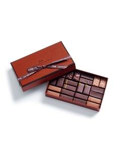 Coffret Maison Assorted Chocolate 24 Pieces - La Maison du Chocolat