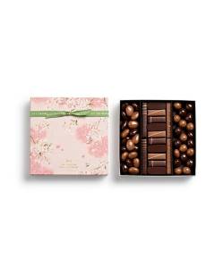Cherry Blossom Craquant Gift Box in white background