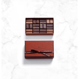 Dark and Milk Chocolate Gift Box 24pcs - La Maison du Chocolat