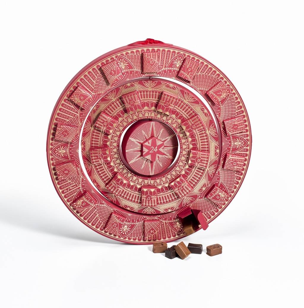 \u30AB\u30EC\u30F3\u30C0\u30FC\u0020\u30D1\u30EA\u0020\u30A8\u30C6\u30EB\u30CD\u30EB