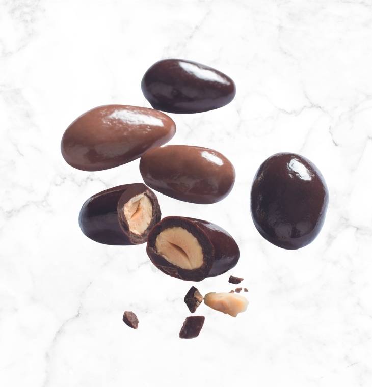 Dark Chocolate Almonds - La Maison du Chocolat
