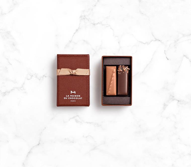 Gesture Gift Box 2 chocolates on marble background