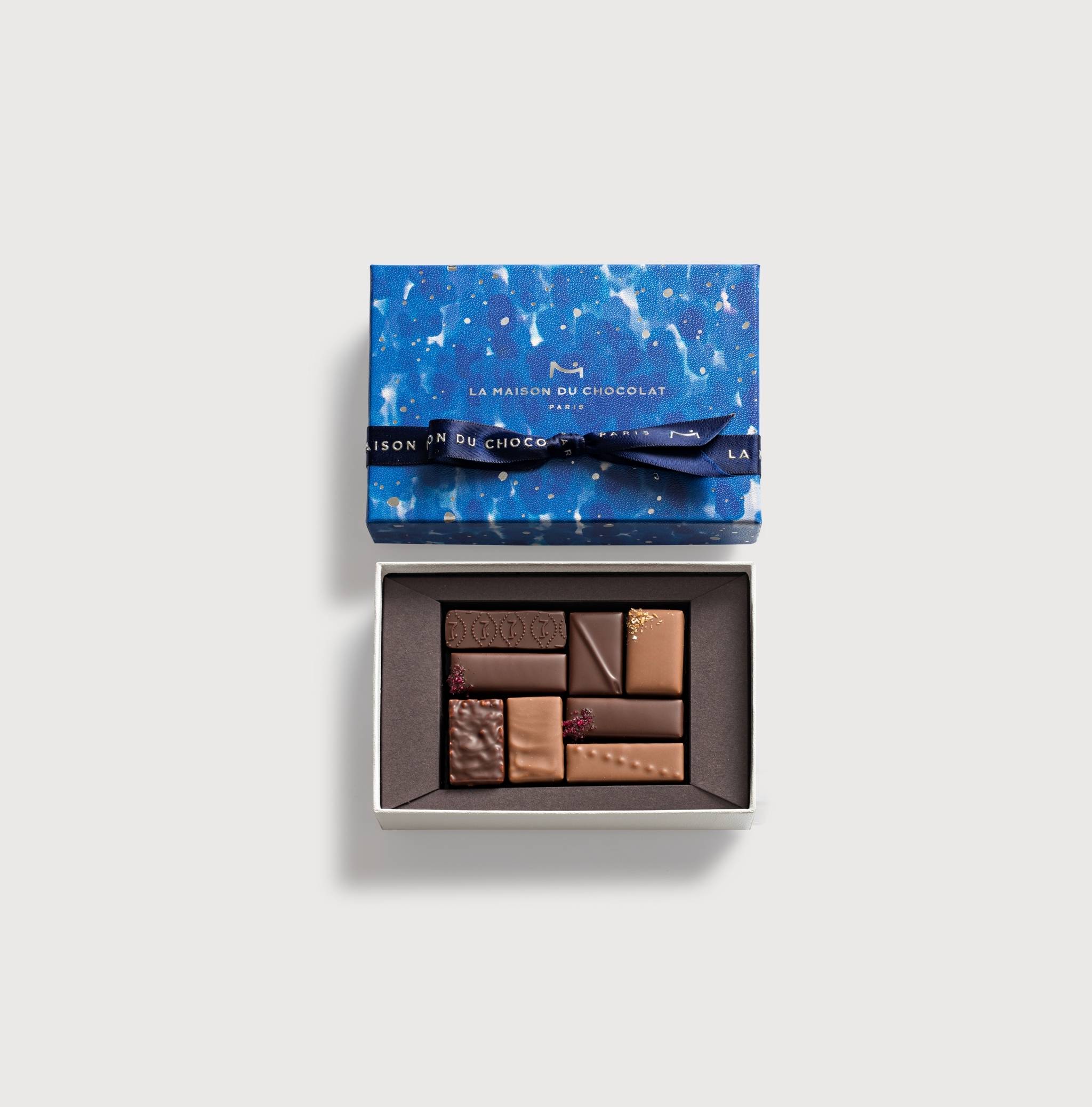 Dark Chocolate Blueberry Gift Box - La Maison du Chocolat