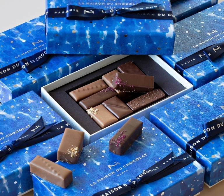 Dark Chocolate Blueberry Gift Box - La Maison du Chocolat