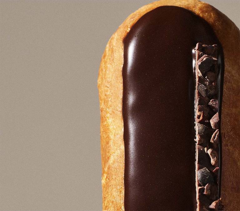 Dark\u0020Chocolate\u0020Eclair