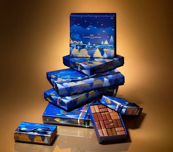 The\u0020Holiday\u0020Glow\u0020Coffret\u0020Gift\u0020Box,\u002024\u0020Pieces