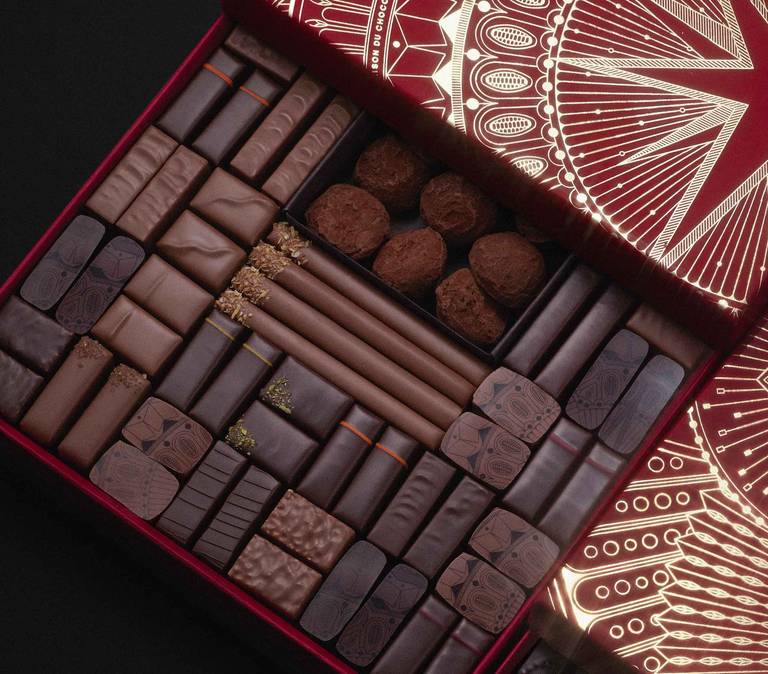 Christmas\u0020Haussmann\u0020Gift\u0020Box\u0020102\u0020Chocolates