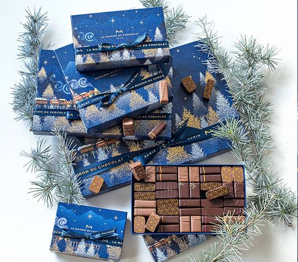 The\u0020Holiday\u0020Glow\u0020Coffret\u0020Gift\u0020Box,\u002060\u0020Pieces