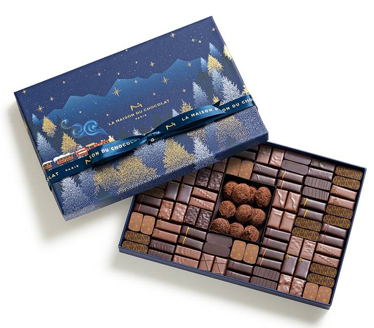 The\u0020Holiday\u0020Glow\u0020Coffret\u0020Gift\u0020Box,\u0020110\u0020Pieces