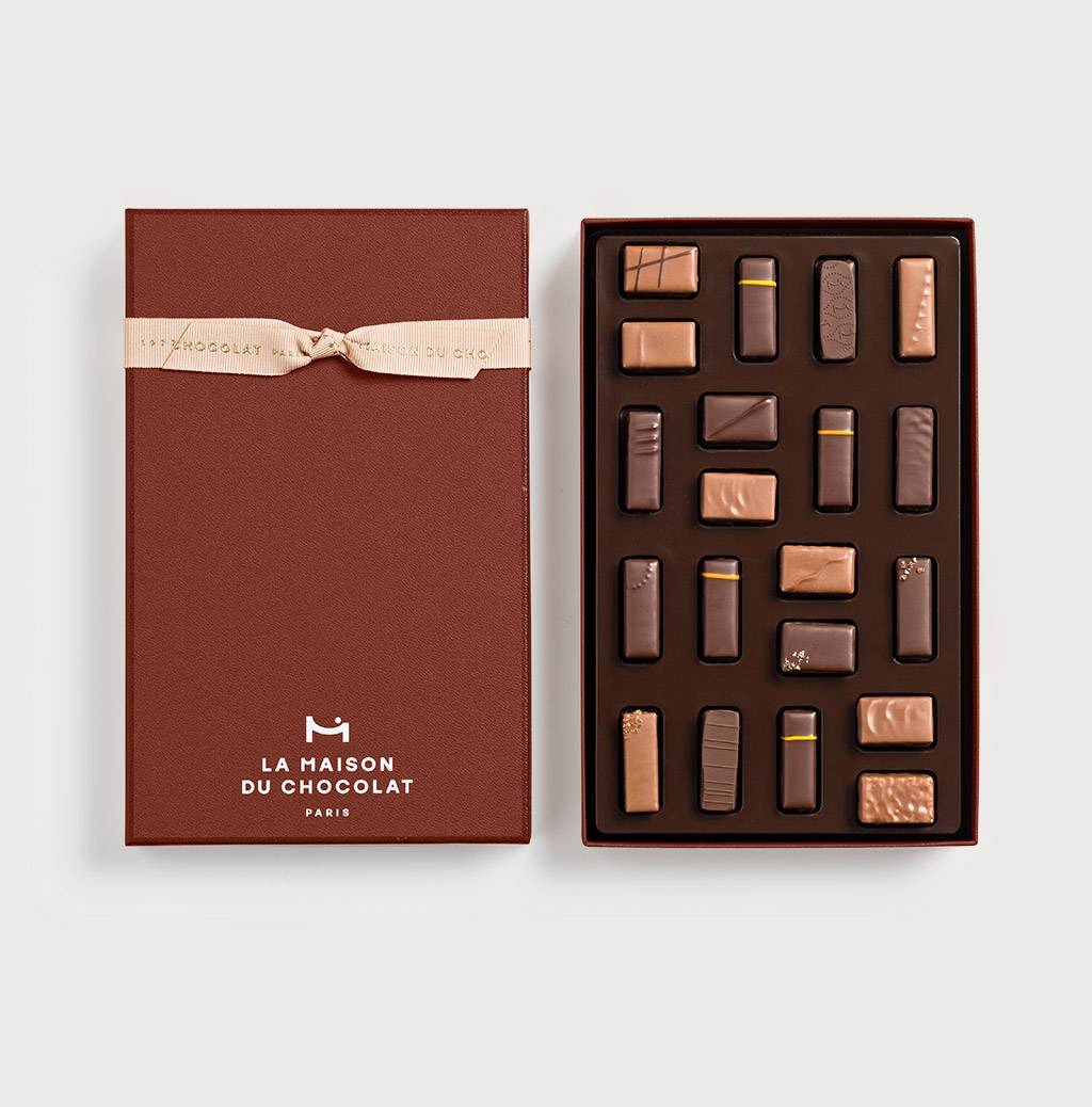 Gesture Gift Box, 20 pieces in grey background