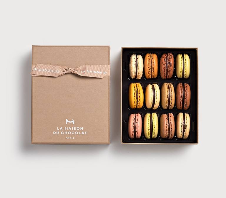 Macarons Gift Box 12 pieces