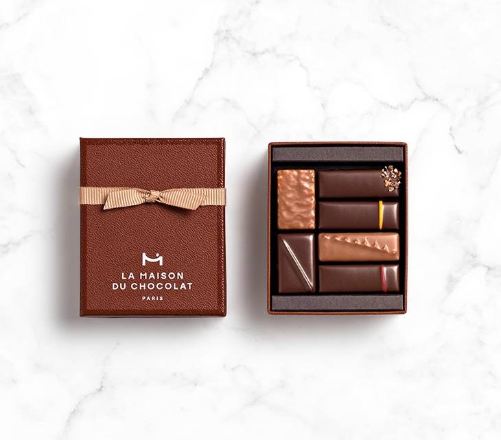 Coffret Attentions 6 chocolates on marble base