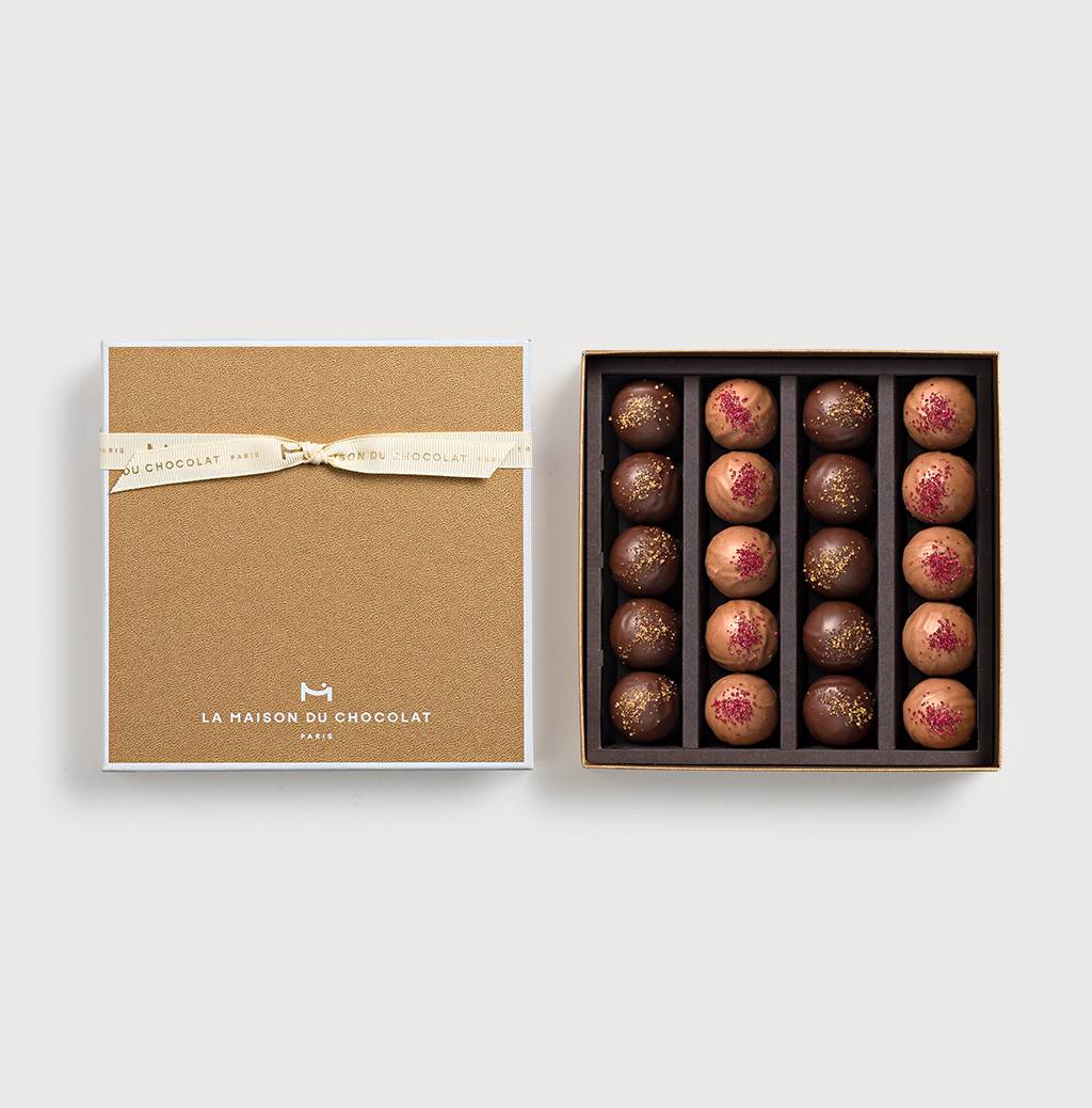 Effervescence Gift Box 20 pieces on a gray background