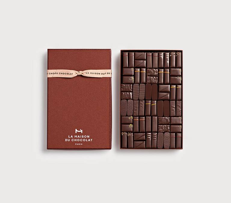 Maison Gift Box 60 chocolates on grey background