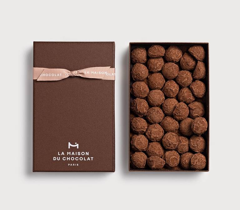 Coffret Truffes Chocolat Nature 245g sur fond gris