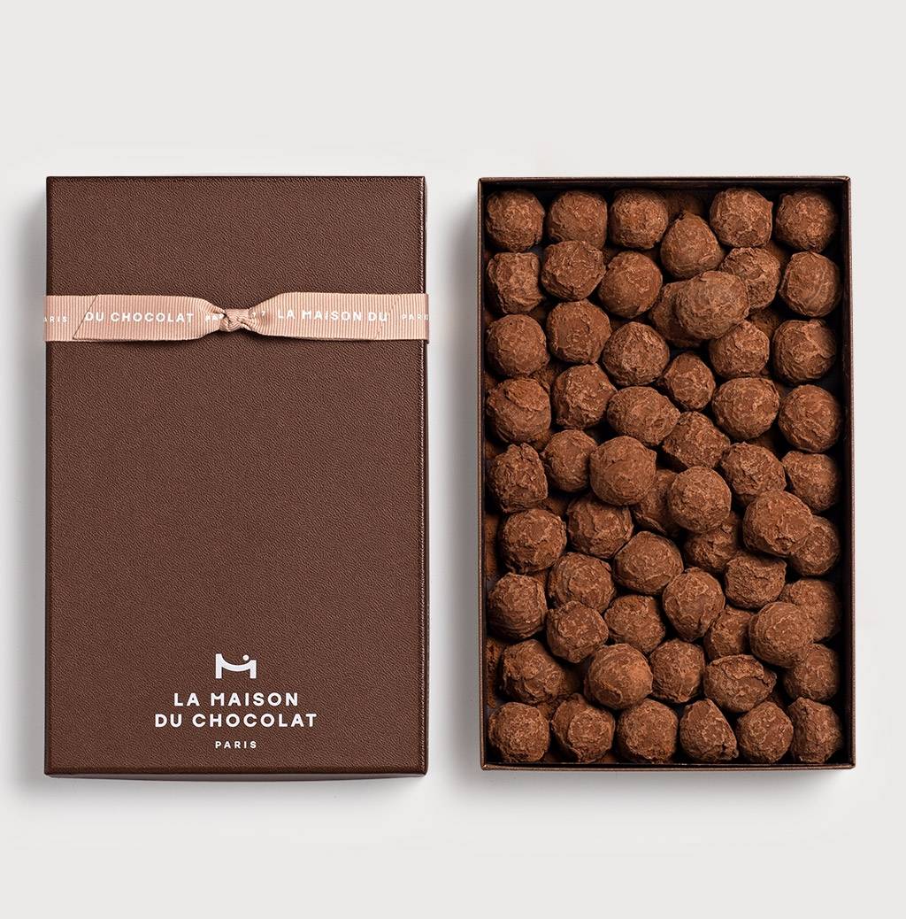 Coffret Truffes Chocolat Nature 400g sur fond gris