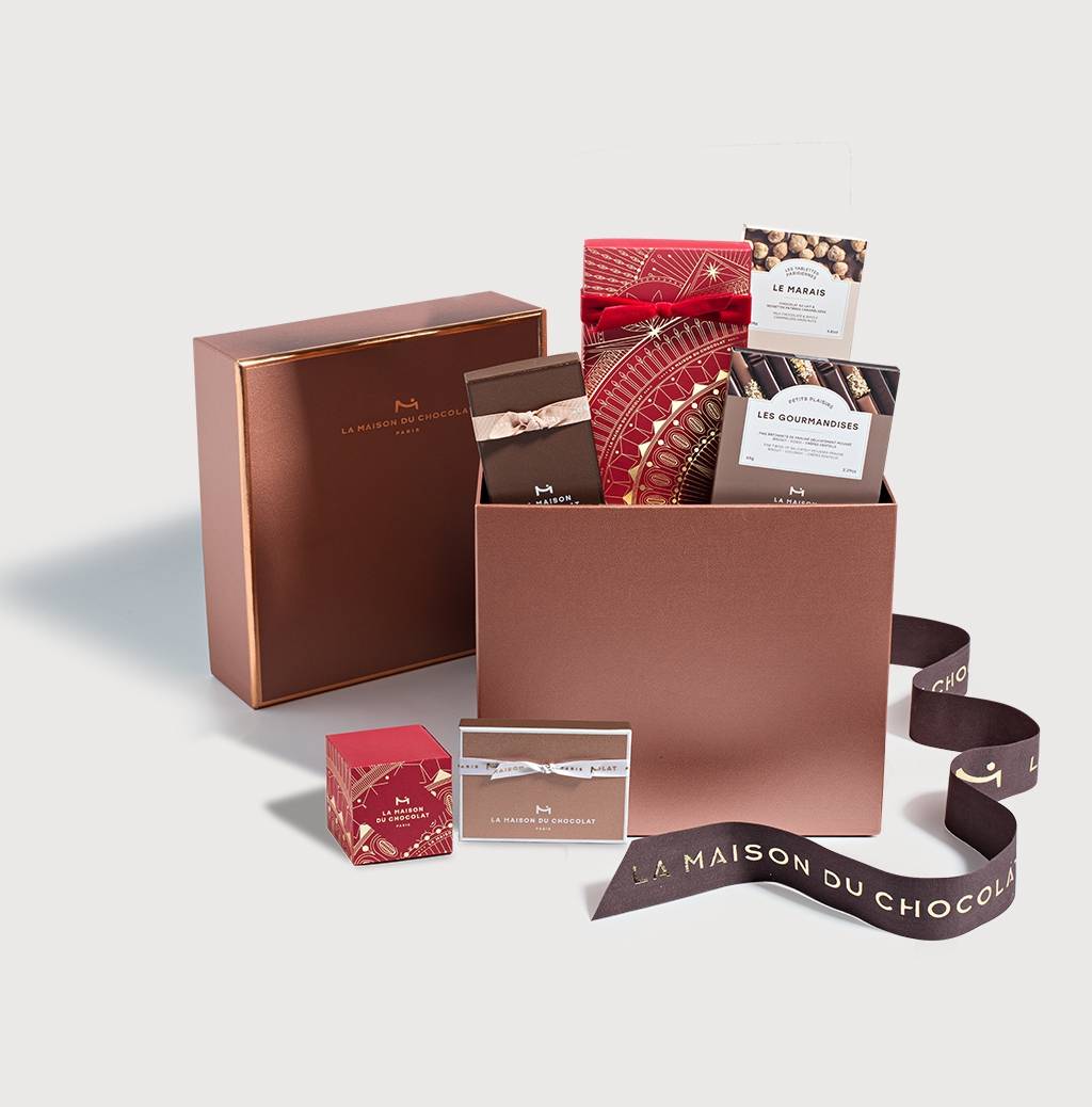 Christmas Triomphe Hatbox on a grey background