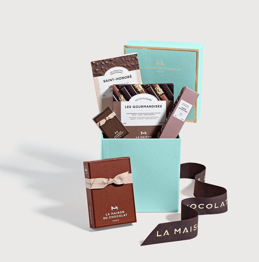 SAINT-GERMAIN GIFT BOX in grey background