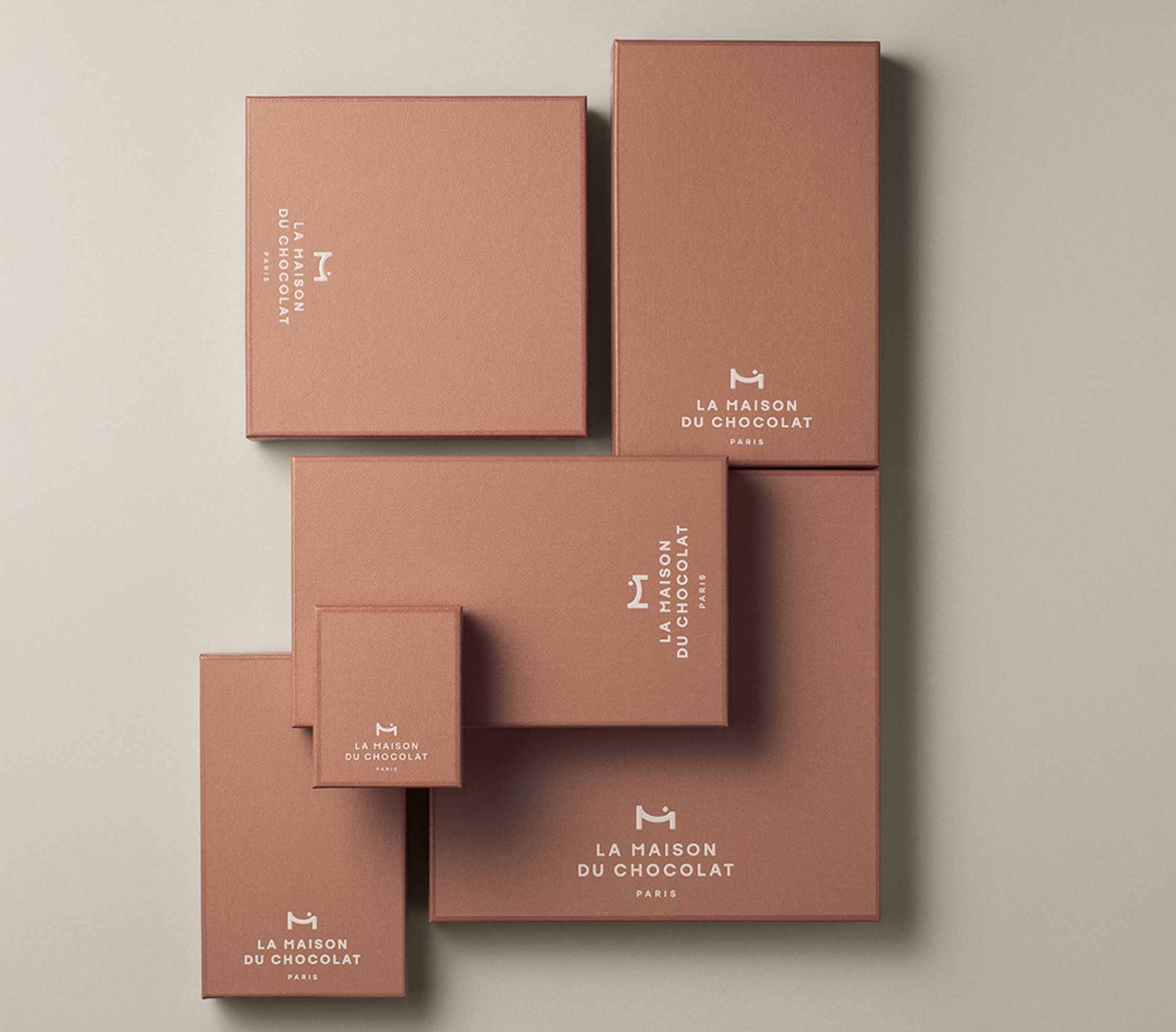 Elegant Presentation of the Chocolate Tablet Gift Boxes
