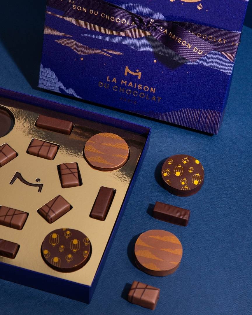 Golden Lantern Gift Box - La Maison du Chocolat