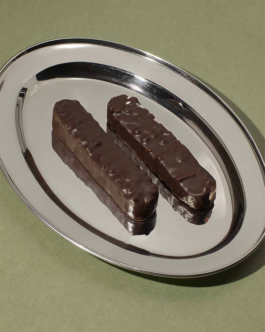 Elegant Presentation of Gourmet Delights
