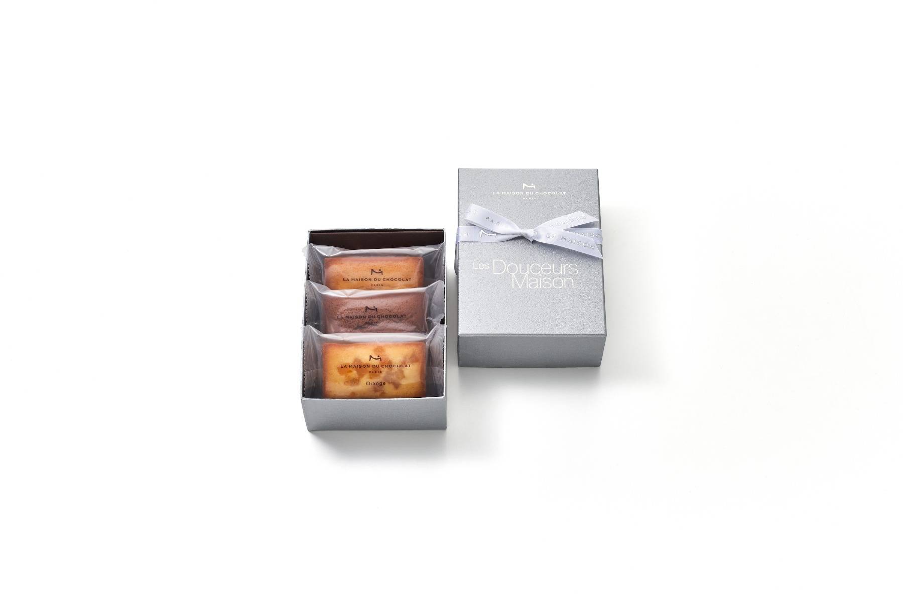 GIFT BOX FINANCIER 99 G HK