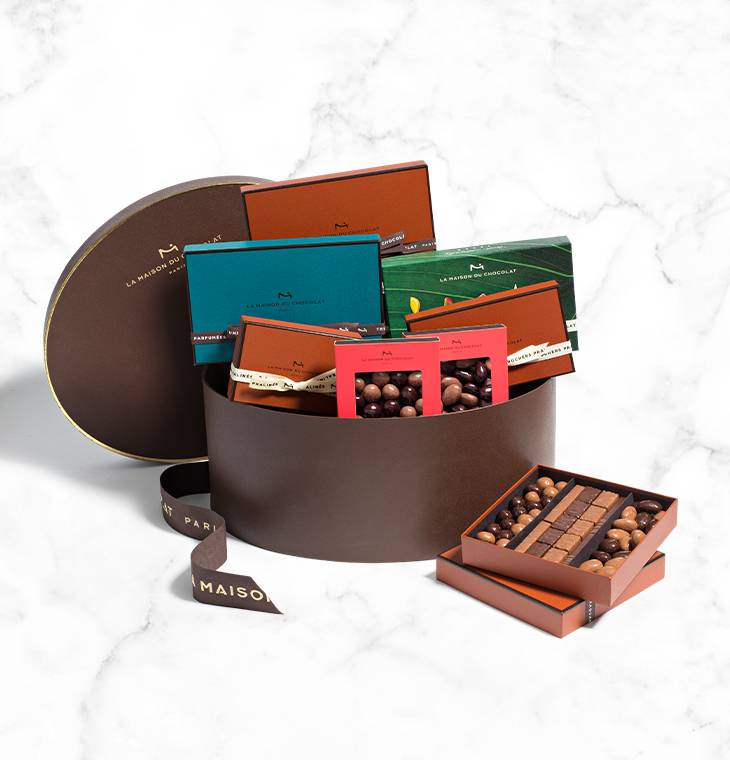 Boite cadeau chocolat "Notre Dame" | La Maison du Chocolat | Boite chapeau chocolat | Coffret cadeau chocolat luxe | Cadeau chocolat prestige