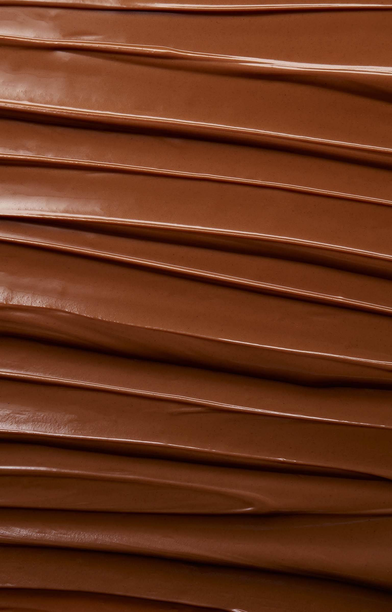 gourmet chocolate macaron filling