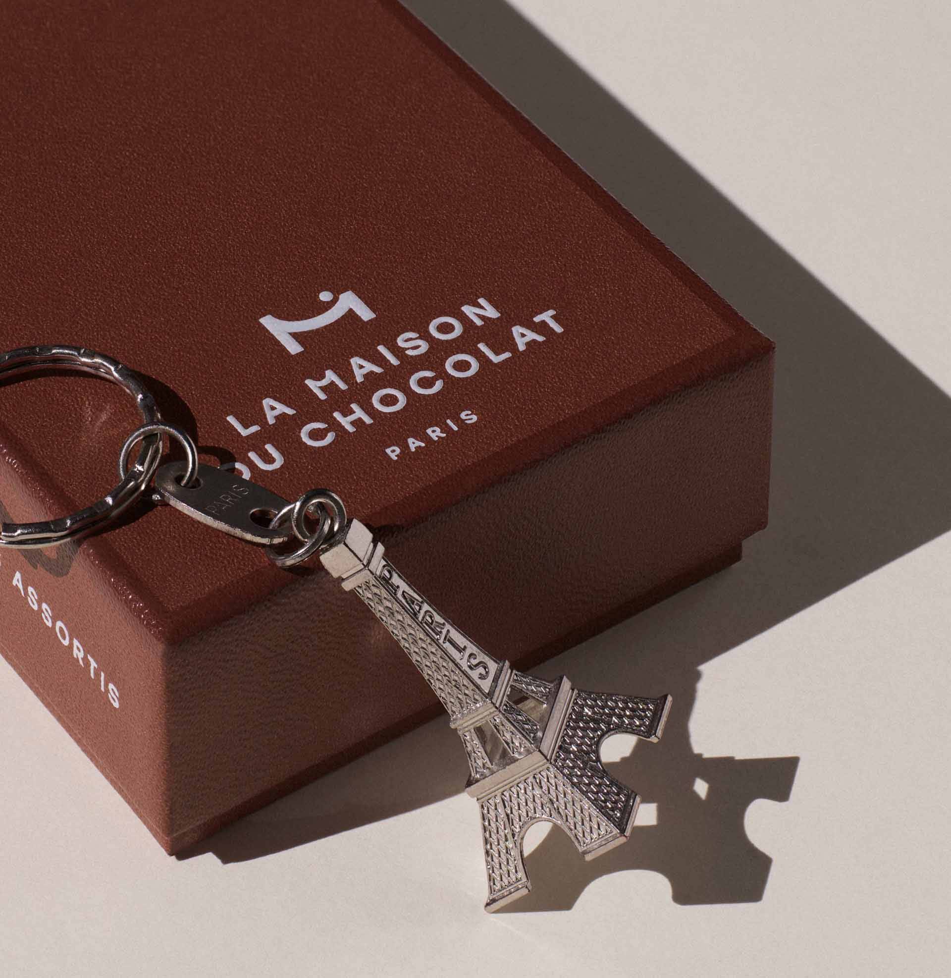 Coffret Maison accompagné d'une tour Eiffel