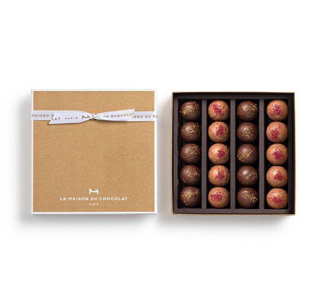 Effervescence Gift Box 20 pieces on a white background