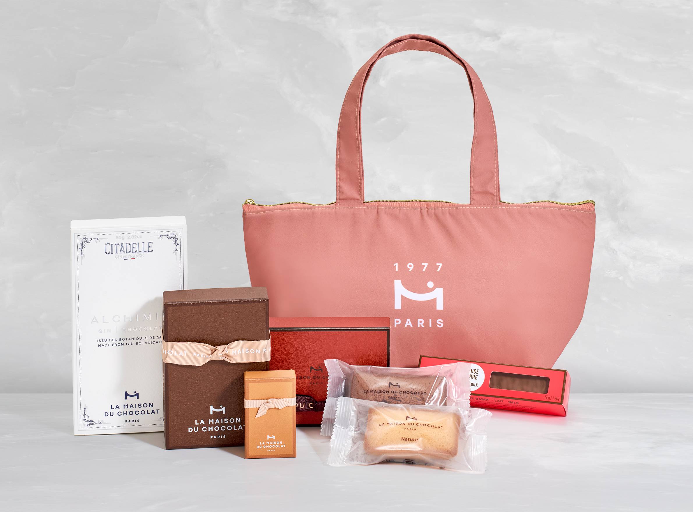 ボナネ サック - 新年を祝う華やかなチョコレートギフト | ラ・メゾン