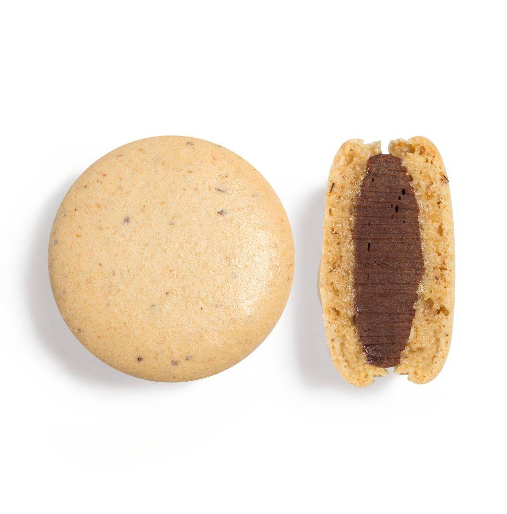 Hazelnut Macaron - La Maison du Chocolat