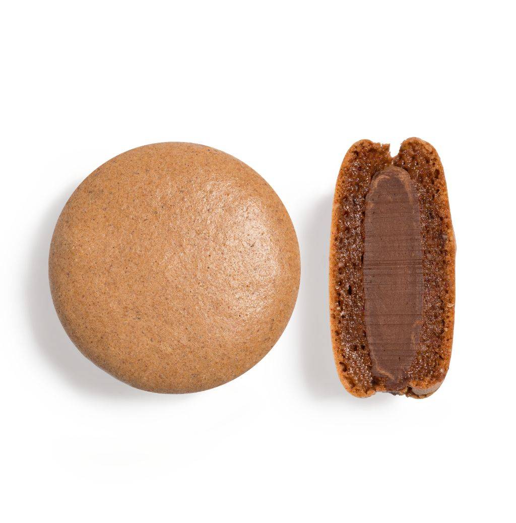 Milk Chocolate Macaron - La Maison du Chocolat