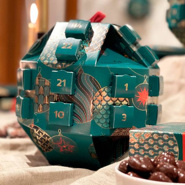Calendrier de l'Avent en forme de Cracker rempli de délicieuses surprises chocolatées de la Maison du Chocolat